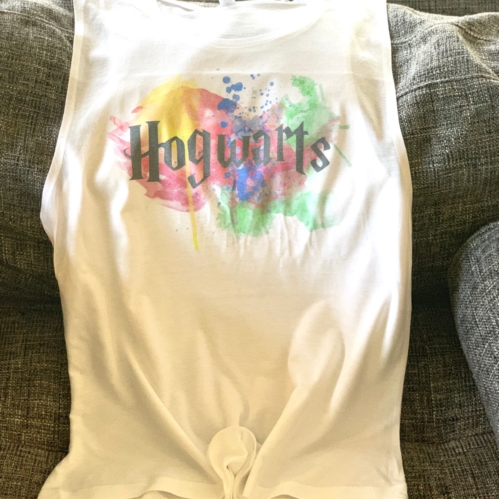 Hogwarts muscle tank top new!